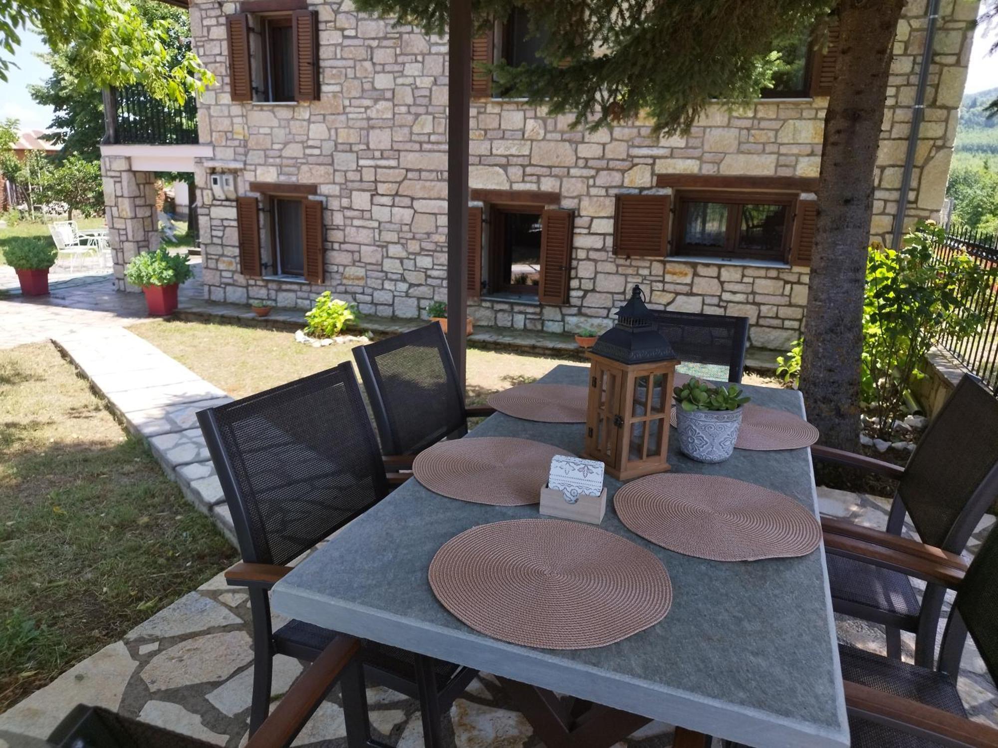 Cosy Lake House, Μια Ανάσα Πριν Τη Λίμνη Kalívia エクステリア 写真
